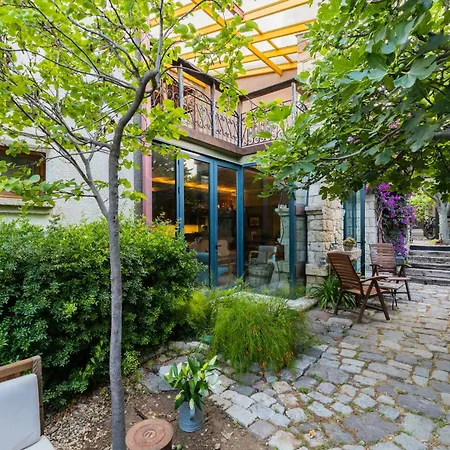 Gæstehus Sakin Ev 3*