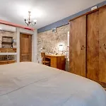 Sakin Ev Guest house