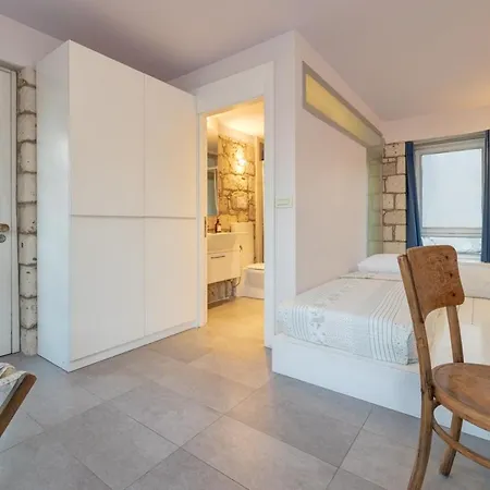 Hotel Sakin Ev Alaçatı