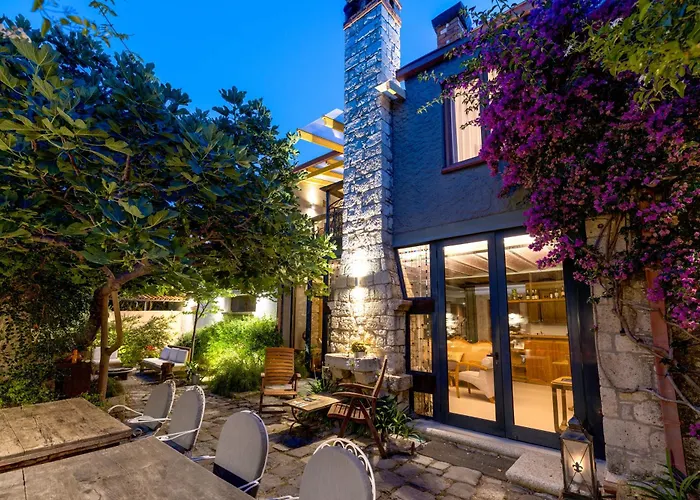 Sakin Ev Pensión 3*